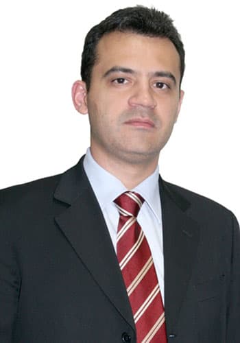 Dr. Carlos Eduardo Batista de Lima