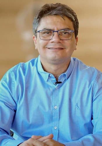 Dr. Newton Nunes
